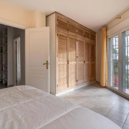 Casa Repisa Компета